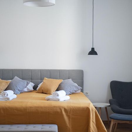 Wally Apartments By Flat White - With Elevator 萨格勒布 外观 照片