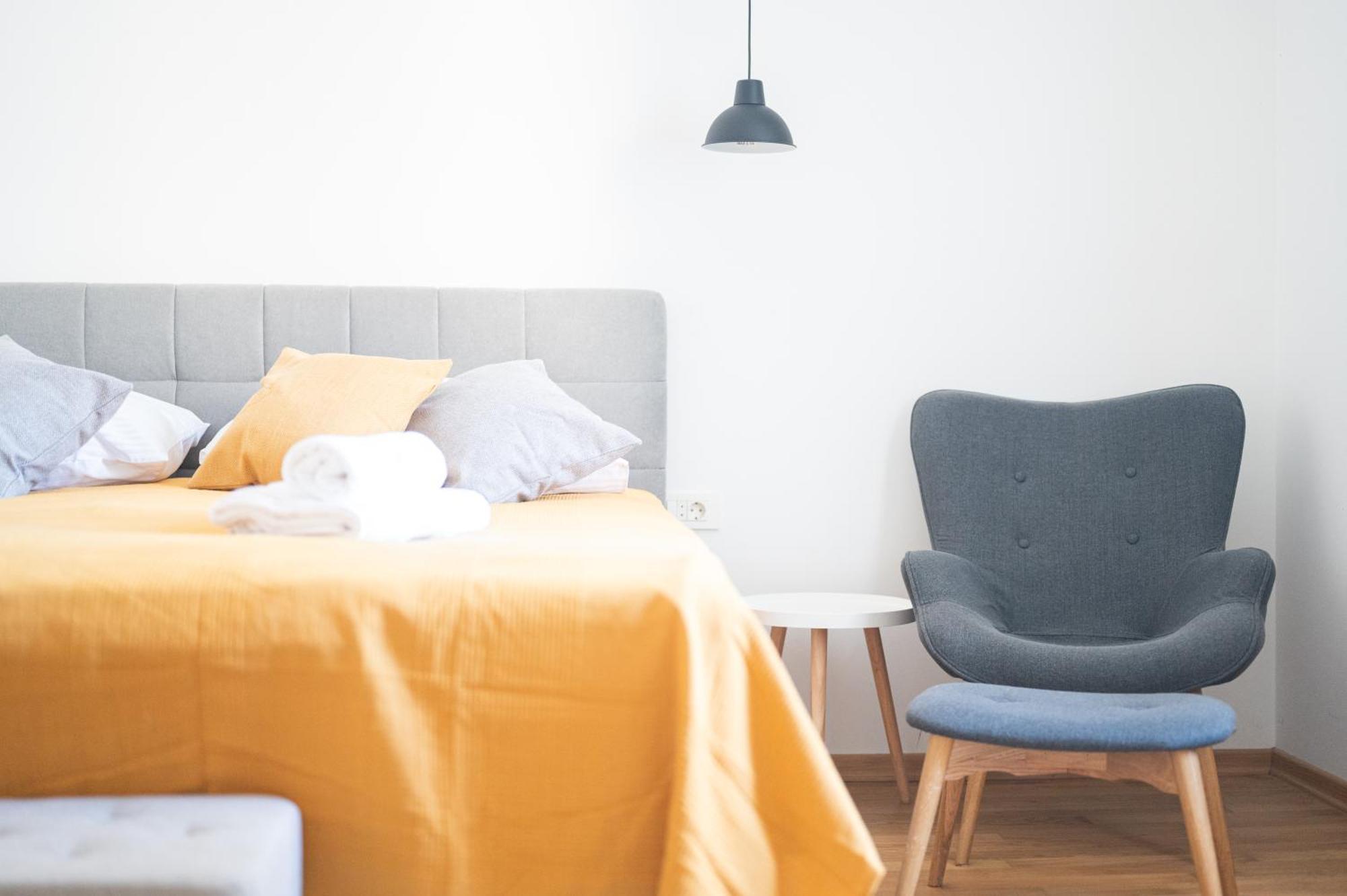 Wally Apartments By Flat White - With Elevator 萨格勒布 外观 照片