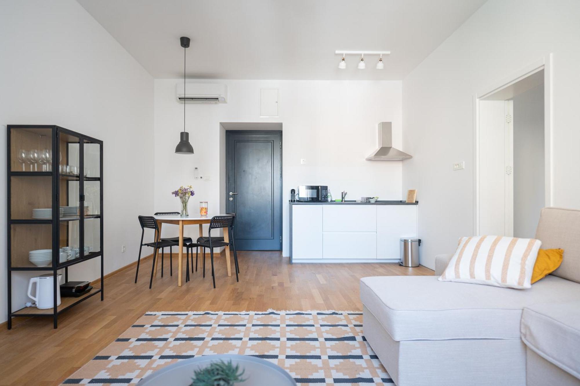 Wally Apartments By Flat White - With Elevator 萨格勒布 外观 照片